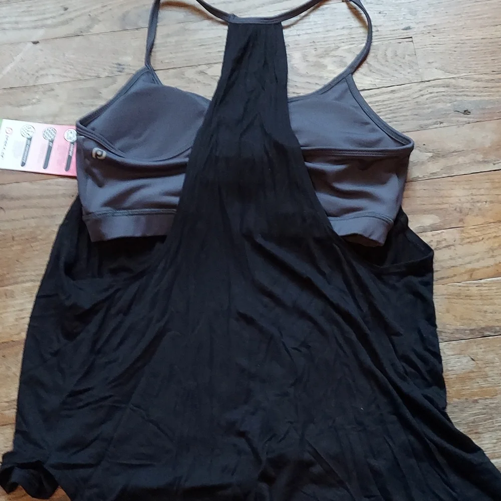 2 top bundle  6 for $10 tops - Picture 4 of 13